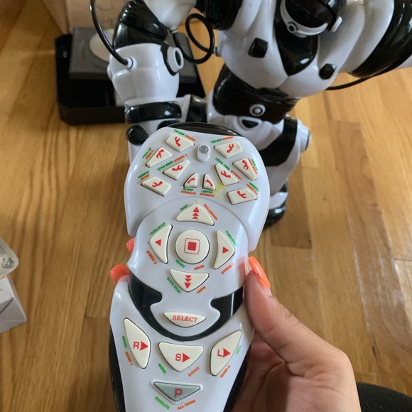 Walking, Talking , Dancing, and Crying iRobot - Picture 3 of 4